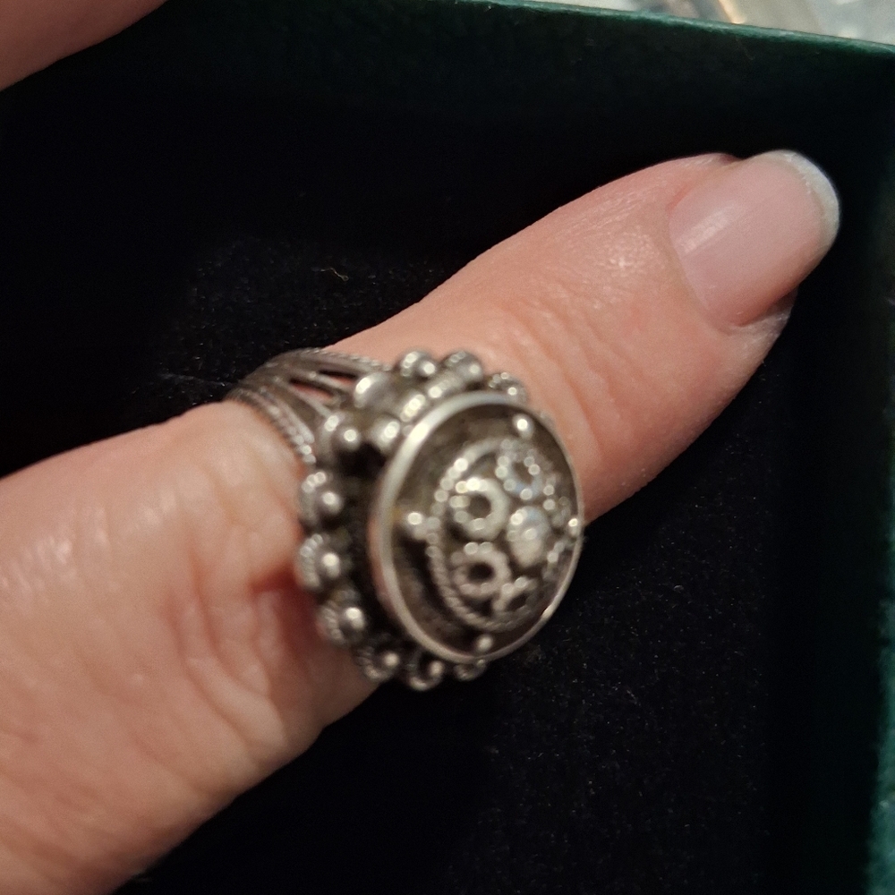 Antique 800 Sterling Silver Poision Ring Or Fragrence Ring  Sz 8.